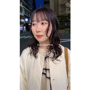 外国人風アンニュイスパイラルパーマ