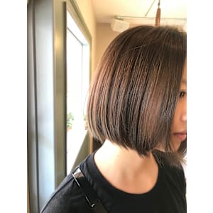 hair salon カミナ×スタイル