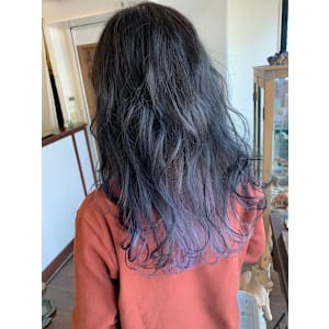 hair salon カミナ×スタイル