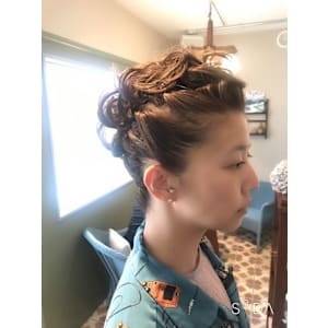 hair salon カミナ×スタイル