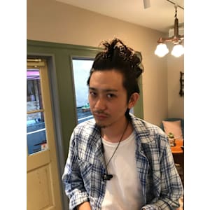 hair salon カミナ×スタイル