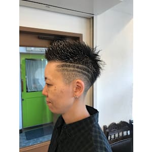 hair salon カミナ×スタイル