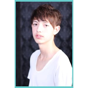 hair salon カミナ×スタイル