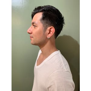 hair salon カミナ×スタイル