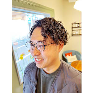 hair salon カミナ×スタイル