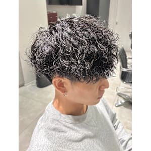 前下がりメンズマッシュ/ツイストスパイラルパーマ