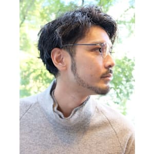 大人男性◎ツーブロックセンターパートスタイル