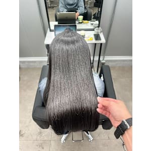 CYNTHIA新宿/髪質改善【シンシア】×スタイル