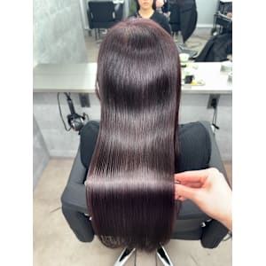 CYNTHIA新宿/髪質改善【シンシア】×スタイル