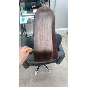 CYNTHIA新宿/髪質改善【シンシア】×スタイル