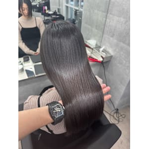 CYNTHIA新宿/髪質改善【シンシア】×スタイル