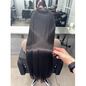 CYNTHIA新宿/髪質改善【シンシア】×スタイル