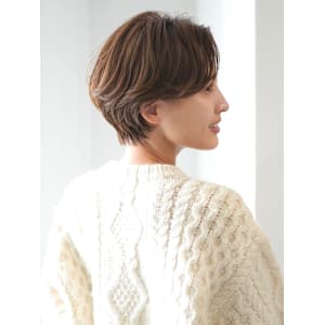 くびれショート・ボブ/丸顔/前髪あり/絶壁解消/40代