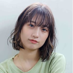 インナーカラーニュアンスボブ