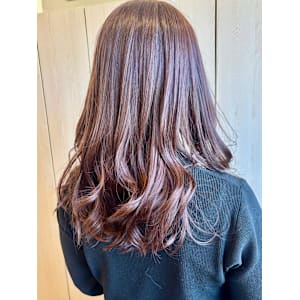 イルミナカラー/艶ブラウン/巻き髪