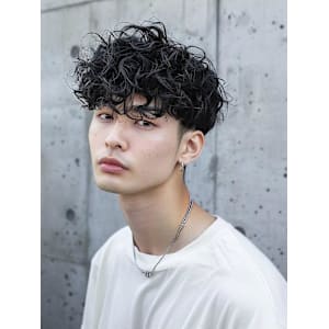 20代30代40代メンズ　ビジネス　無造作ヘア