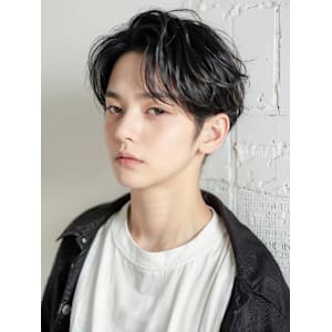 センターパート　アップバング　カジュアル　ビジネス