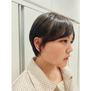 ふんわりショート/丸みショート/オリーブカラー【島袋蛍月】