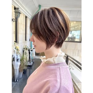 大人可愛い似合わせカットショートボブメルティベージュ30代4