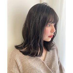 こっくりカラー透明感×外ハネスタイル