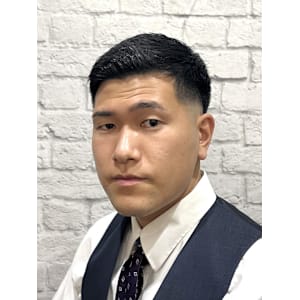 メンズ／スキンフェード／ベリーショート／アップバング