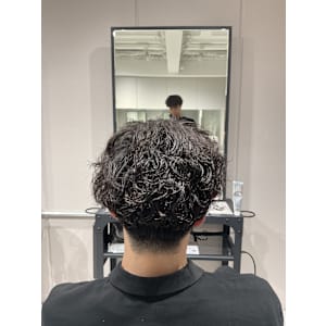 メンズサロン Rolka 池袋店×スタイル