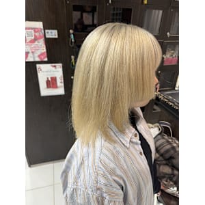 ホワイトブロンド【錦糸町北口】/ anri - prize 錦糸町店【プライズ キンシチョウ テン】掲載中