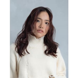 こなれ感たっぷりウェーブヘア