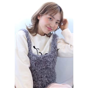 20代30代40代　ハイトーン　ミディアムウルフレイヤー