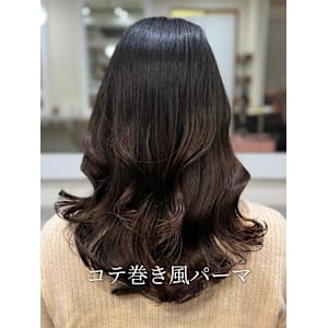コテ巻き風パーマ/レイヤースタイル