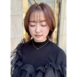 メルティカラー似合わせカット小顔薄め前髪外ハネショートボブ