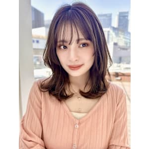 鎖骨ミディくびれヘアレイヤーカットショコラブラウン