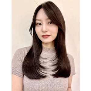 内巻きレイヤーハイレイヤーダークアッシュ暗めカラー