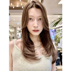 ロングレイヤーレイヤーカットオリーブベージュアッシュ