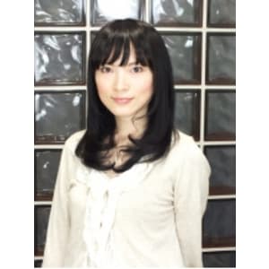 黒髪オフィスツヤカール！