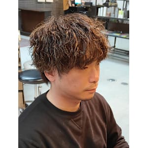 大人ツイストスパイラルパーマ - メンズサロン growth博多店【メンズサロングロウ】 メンズカット/メンズパーマ/眉毛【メンズサロン グロウ ハカタテン メンズサロングロウ メンズカット メンズパーマ マユゲ】掲載中