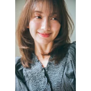 大人かわいい毛流れ艶ミディ×シースルーバンク［横浜駅］