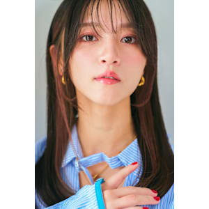 艶髪シースルーバンク×インナーカラー