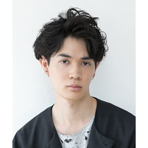 スパイラルシャドウパーマ