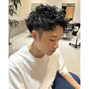 清潔感バツグン◎刈上げスタイル