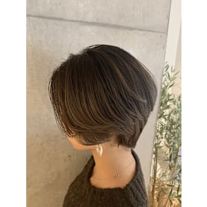 大人可愛い ショートボブ♪ グレージュ