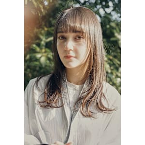 レイヤーカット　フェイスレイヤー　ベージュカラー