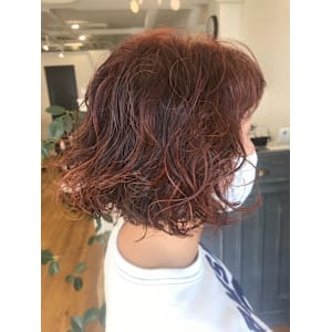 レッド×パーマ