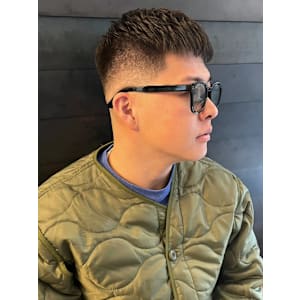 クロップ　濡れパン　アイロンパーマ　バーバー　フェードカット