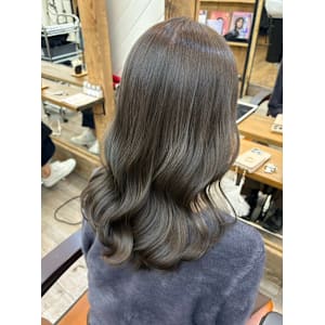 札幌髪質改善トリートメントケアブリーチenogカラー特化型サ