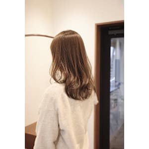 ミディアムレイヤー　オリーブベージュ