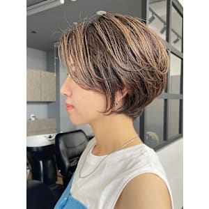 前下がりショート・ボブ/パーマ/前髪なし/30代/40代/5