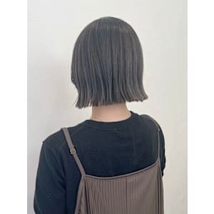 ☆10代20代30代　エモージュカラー透明感くすみベージュ