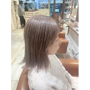 [Neolive kuta] ミルクティーベージュ[町田]