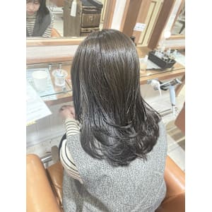 [Neolive kuta] レイヤーカット[町田]